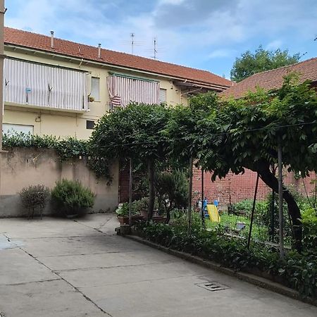 Guest House Montebello Asti Esterno foto